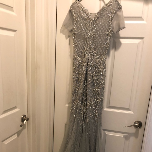 Formal/prom dress - Picture 2 of 3